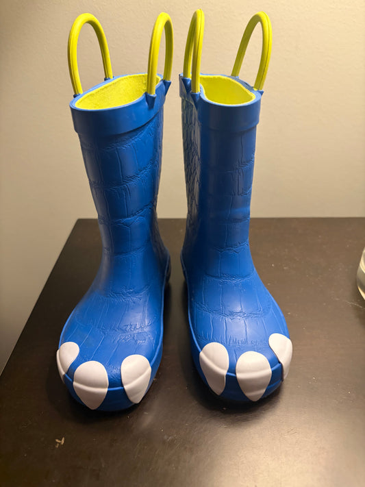 #30 Boys Cat and Jack Blue dino rainboots, size 6 NEW