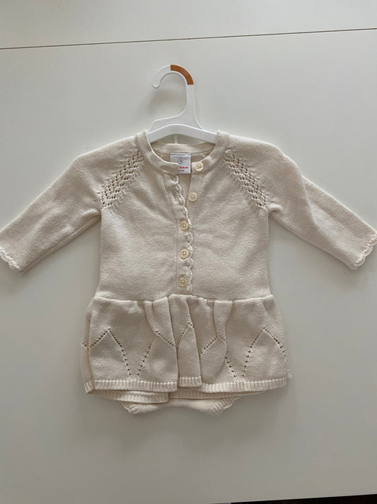 #84B- Hanna Andersson Cream Sweater Set with Bloomers and Pointelle Detail Girls Size 70