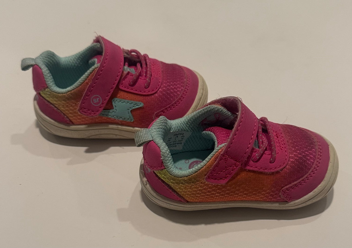 #187 Girls Size 3 Stride Rite Pink Sneakers
