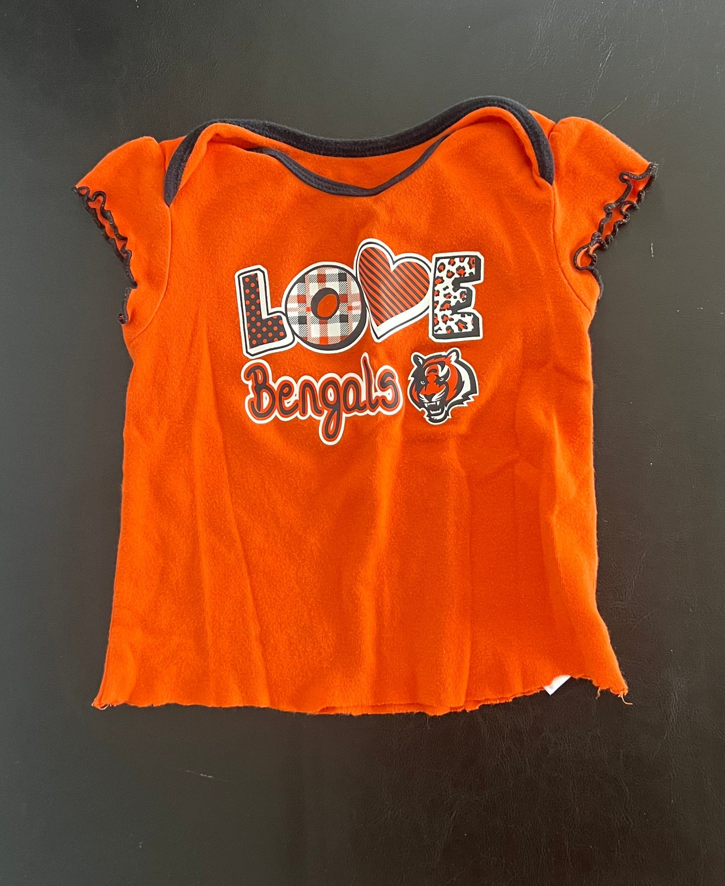 Girls Bengals Shirt 18mo VGUC