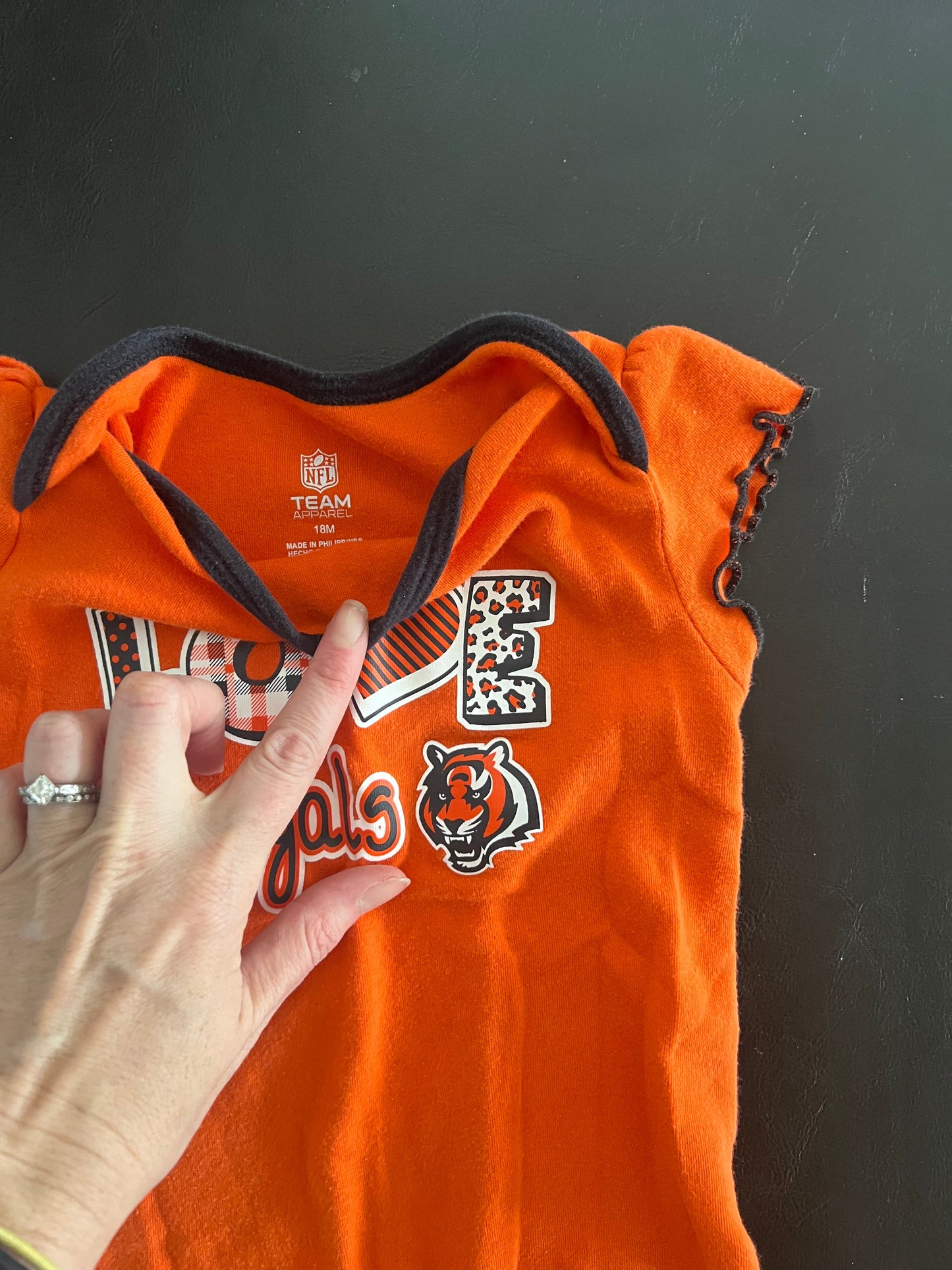 Girls Bengals Shirt 18mo VGUC