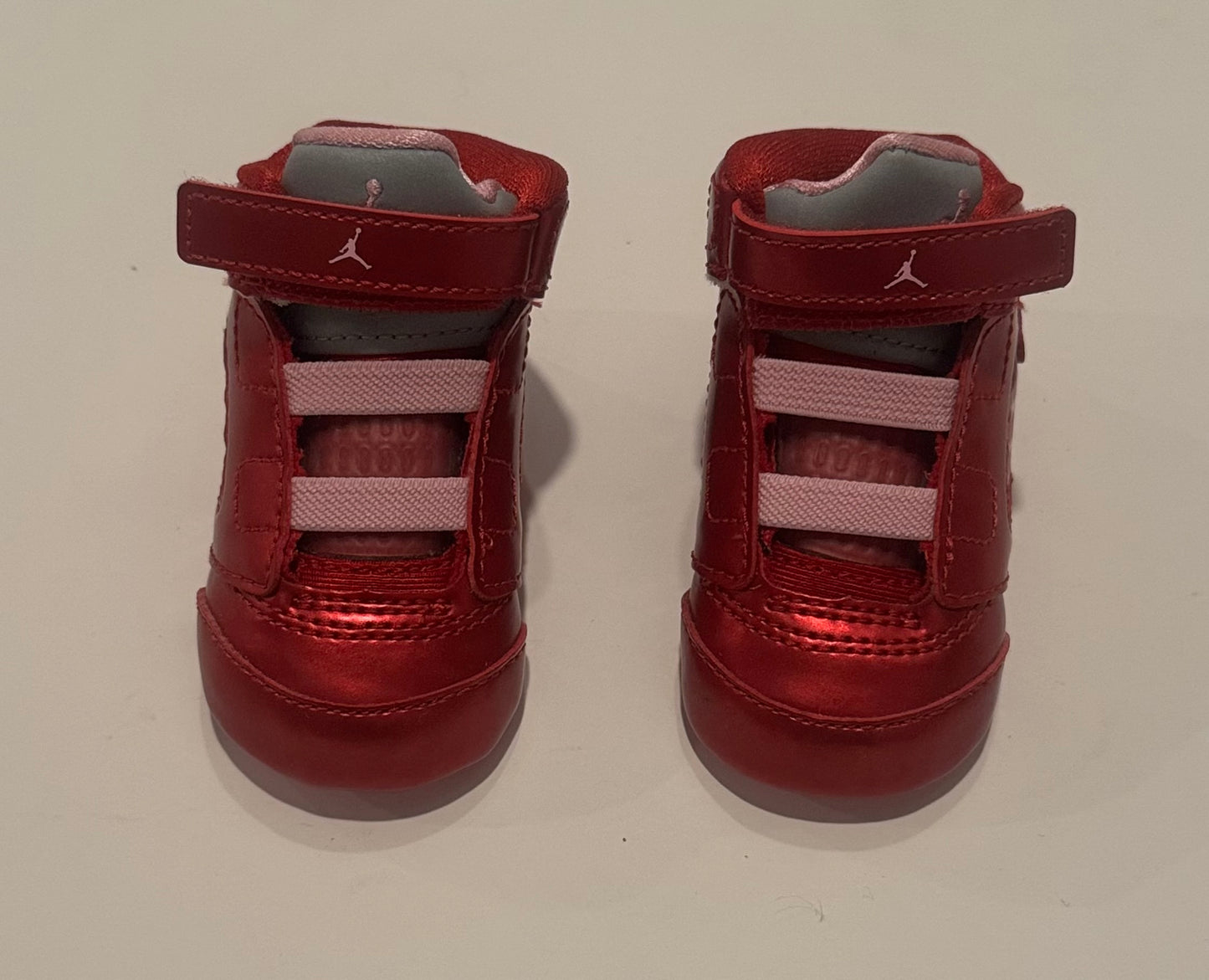 #187 Gender Neutral Size 1C Jordan Sneakers Never Worn