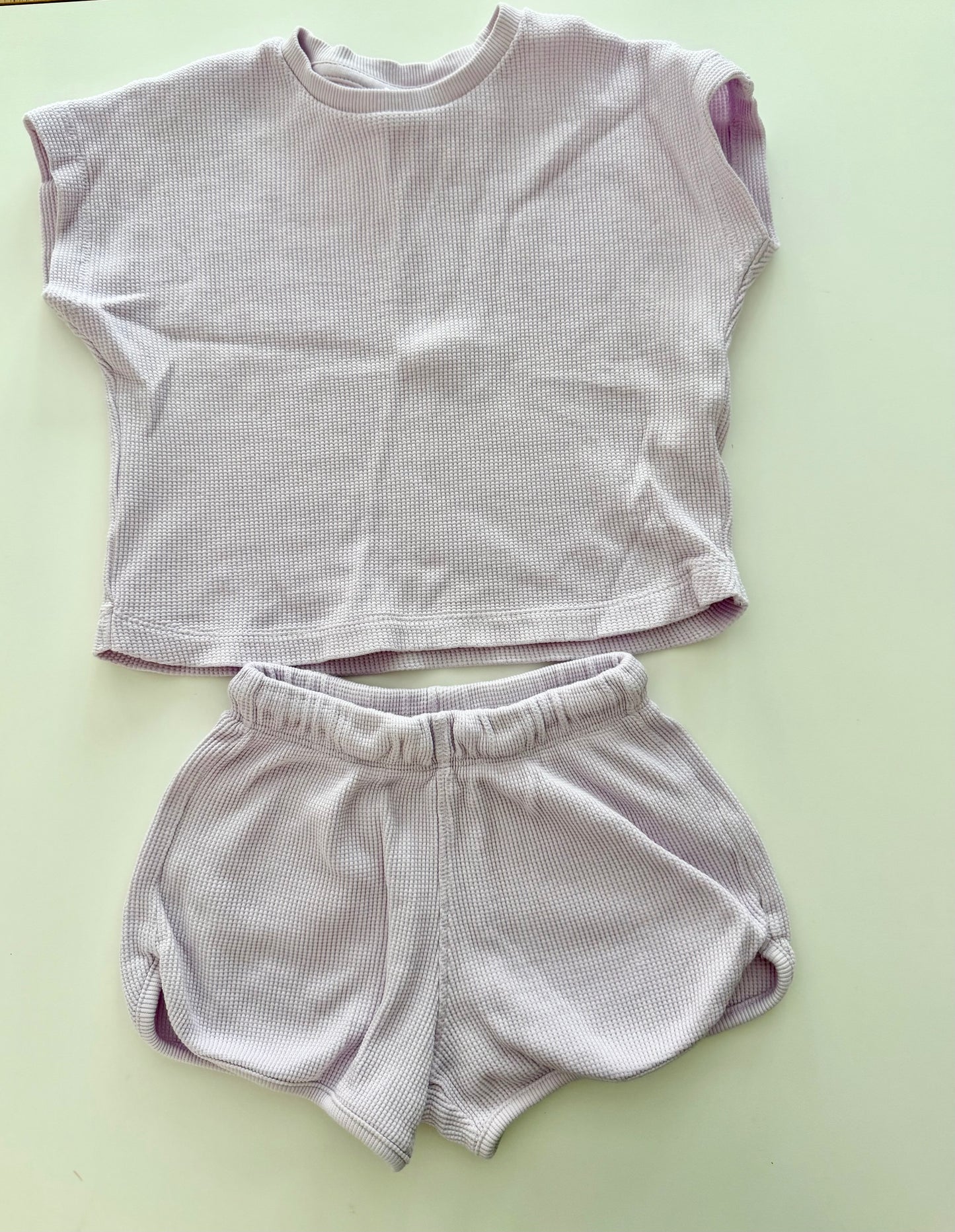 #117, Girls 4T, Zara purple waffle knit playset, EUC