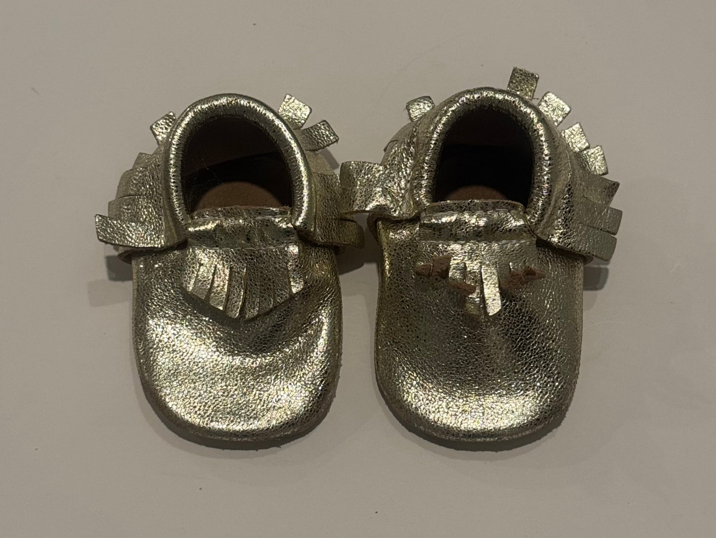 #187 Girls Size 4M Gold Freshly Picked Moccasin Dupes