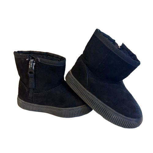 Seller #178 Cat and Jack Black Boot Size 5T