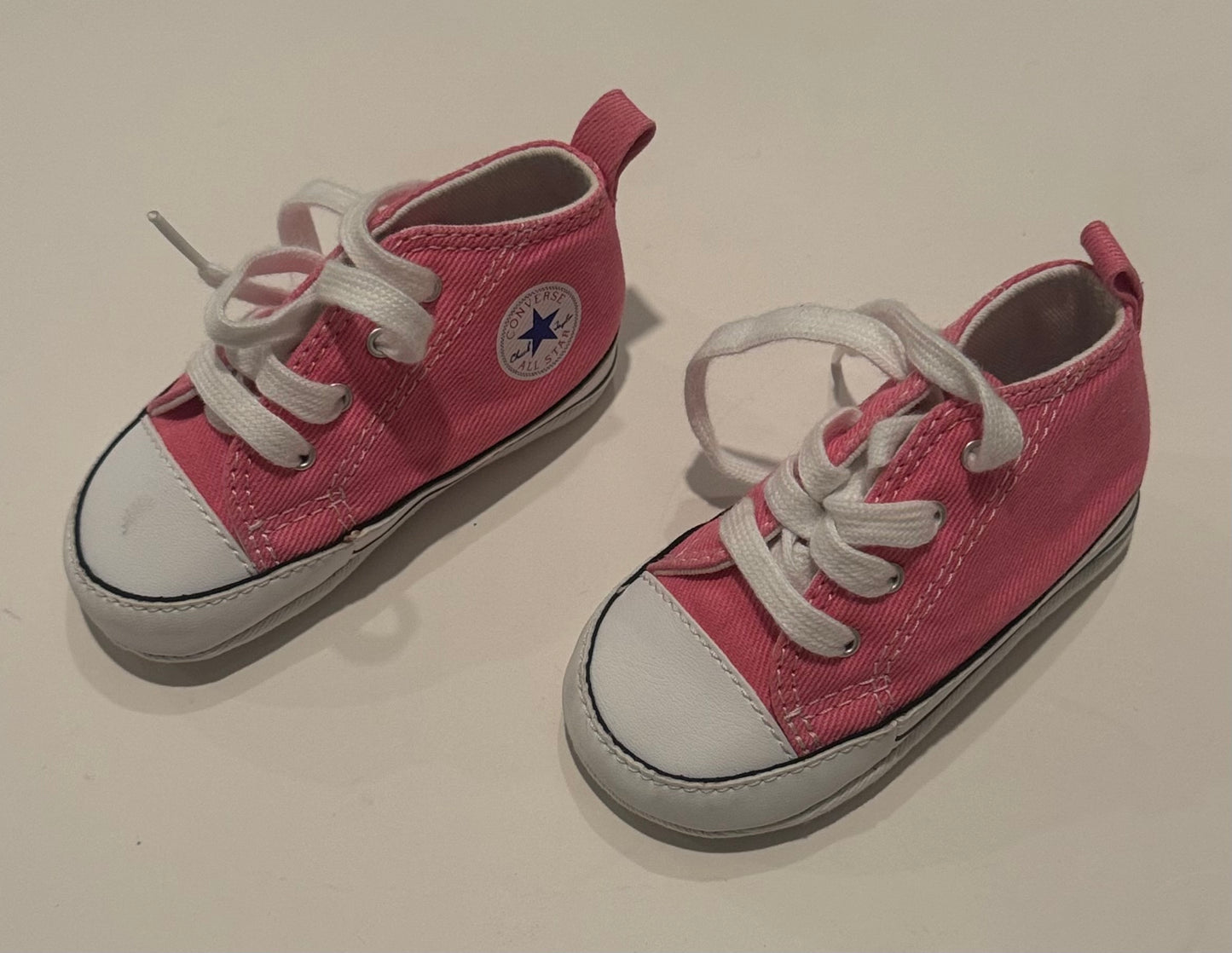 #187 Girls Size 3 Pink Converse Sneakers