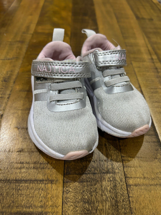 Seller #5 - Nautica Sneakers Size 5