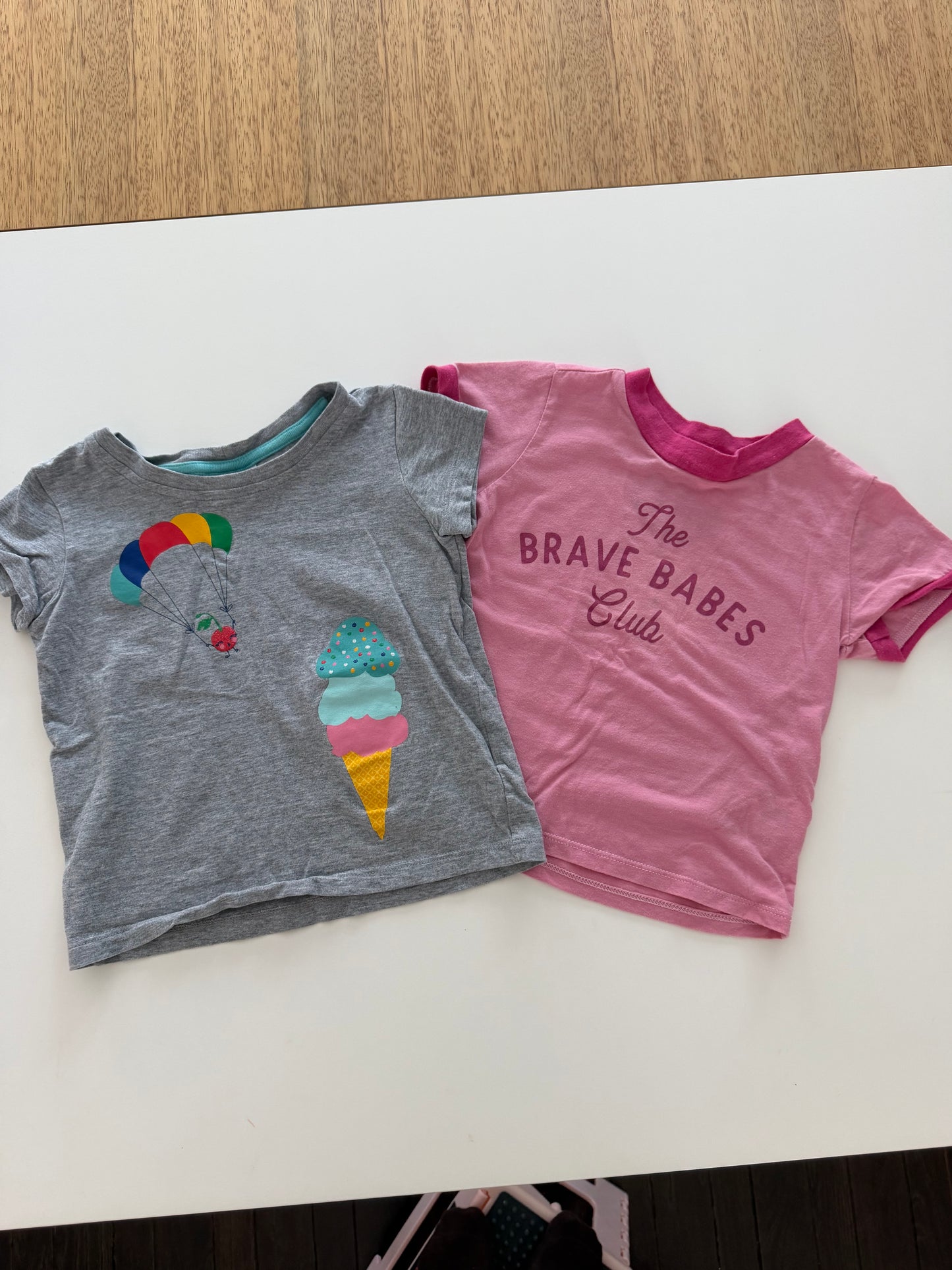 #117, Girls 3T, ice cream cone tee & ‘The Brave Babes Club’, GUC