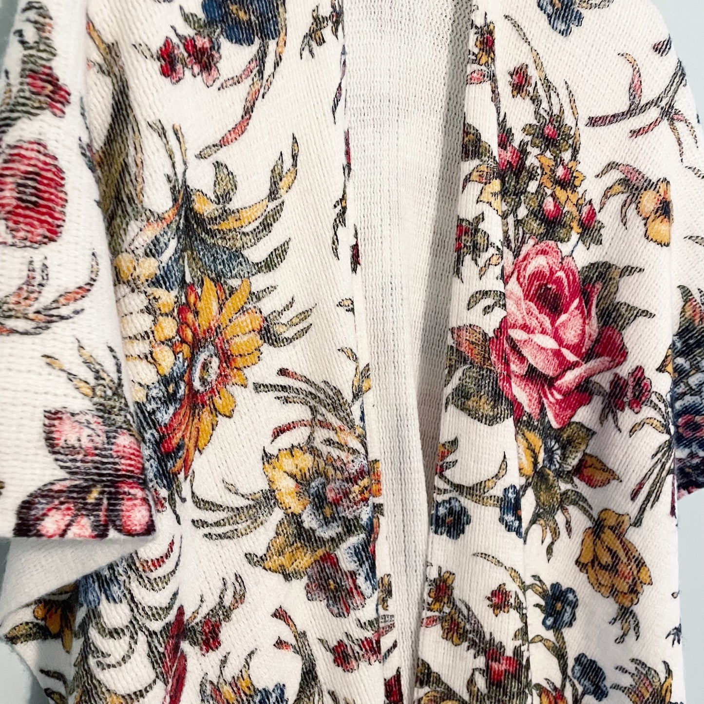#118 | One Size | Anthropologie Women's Floral Shawl Cardigan