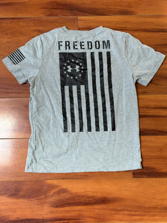 #186 Under Armour Freedom T-Shirt (back pictured) - Youth S - EUC