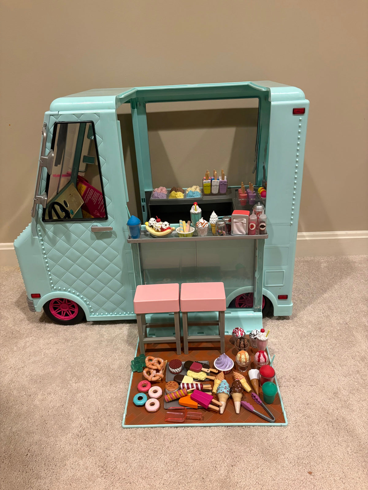 #125 *PPU Only Anderson* Our Generation Doll Ice Cream Truck