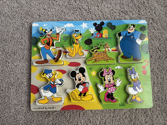 #138 -  - VGUC Disney - Minnie/Mickey Wooden Puzzle - PU 45236