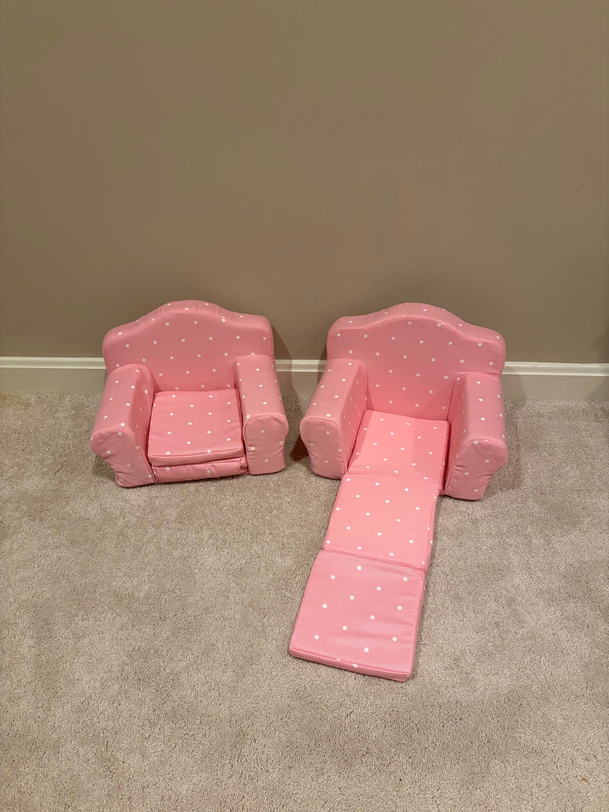 #125 18 in Doll Chairs