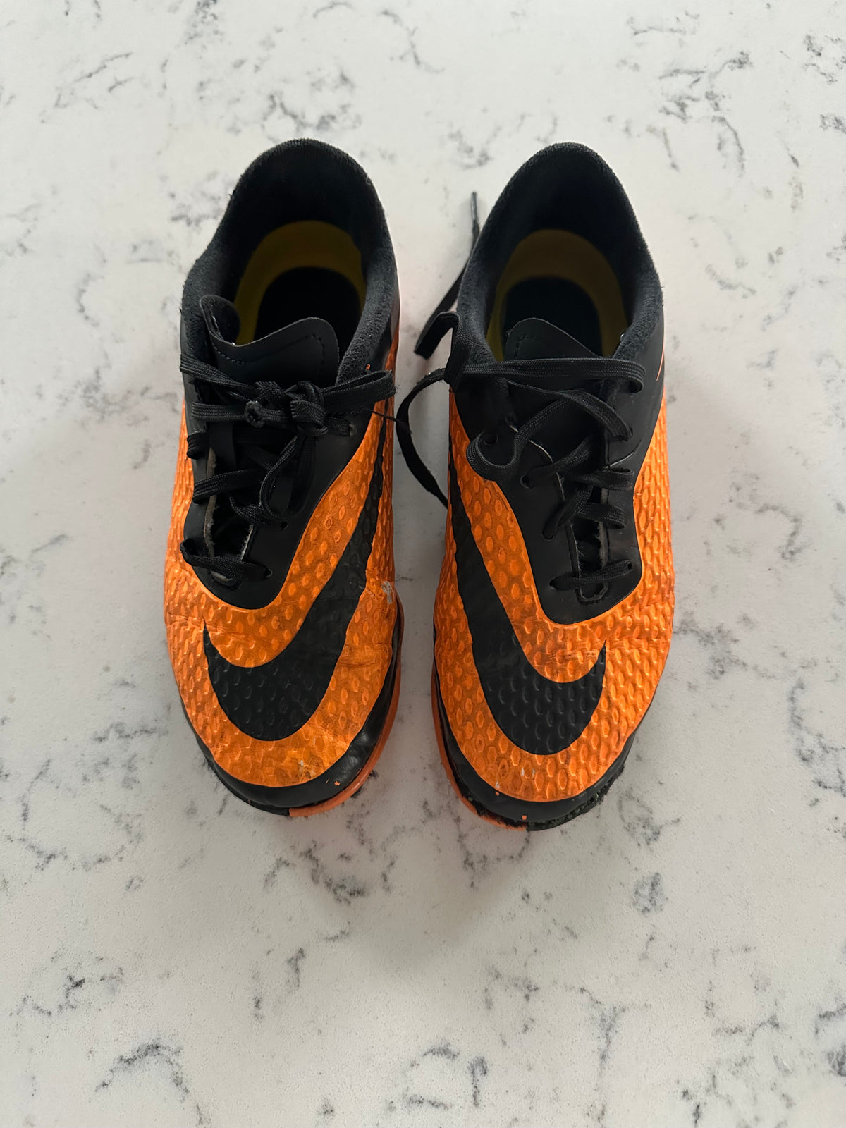 Seller 42, Nike Indoor Turf Shoe, Orange/Black, Boys 3.5Y
