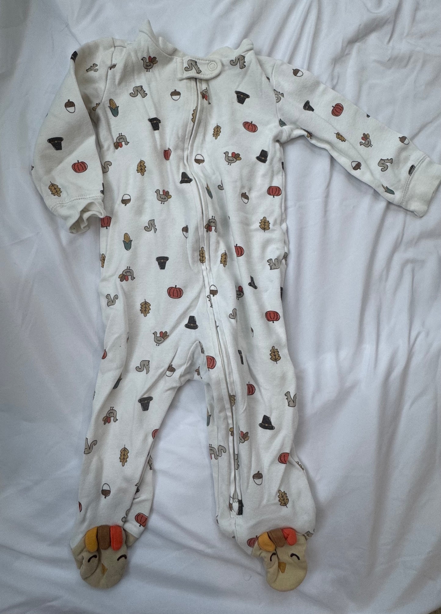 #113 Carters Thanksgiving Sleeper 9 month