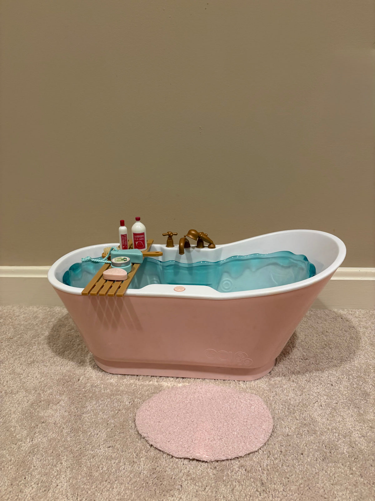 #125 Our Generation Doll Bathtub