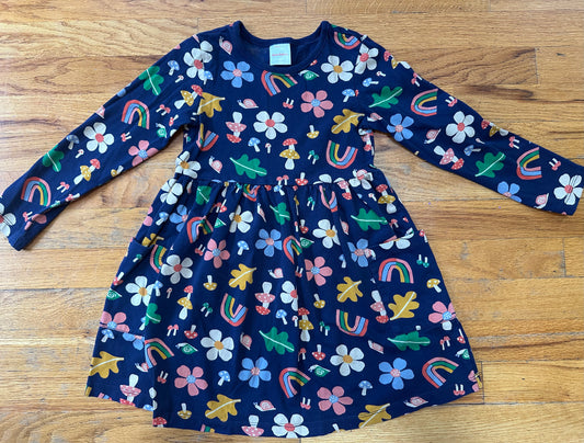 #104 Hanna Andersson size 110/5 dress with pockets