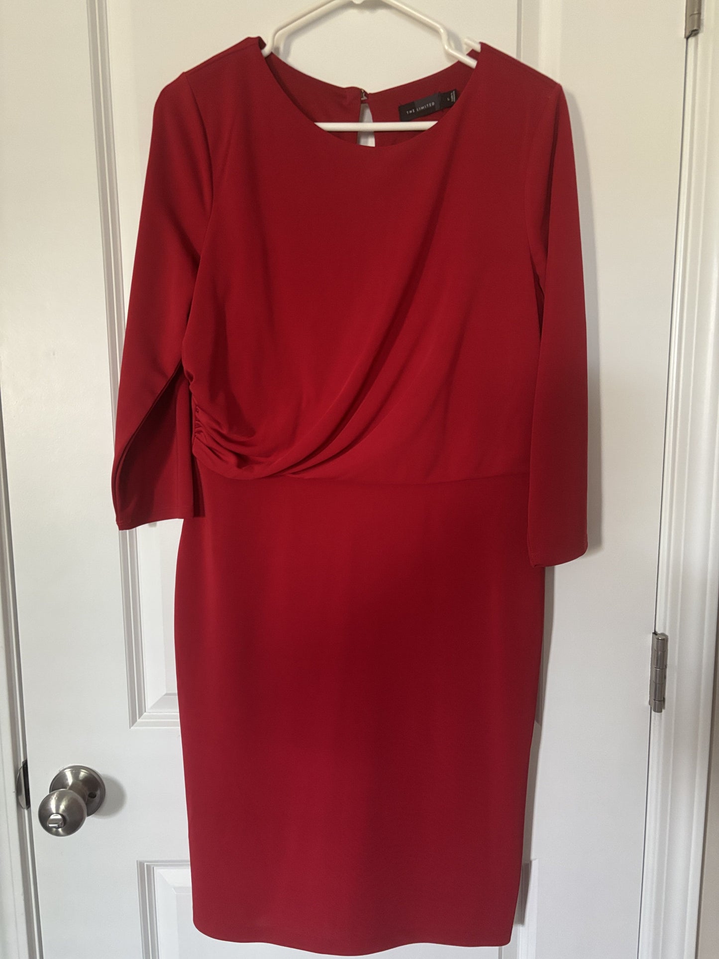#138 - L - VGUC The Limited - Red LS Dress - PU 45236