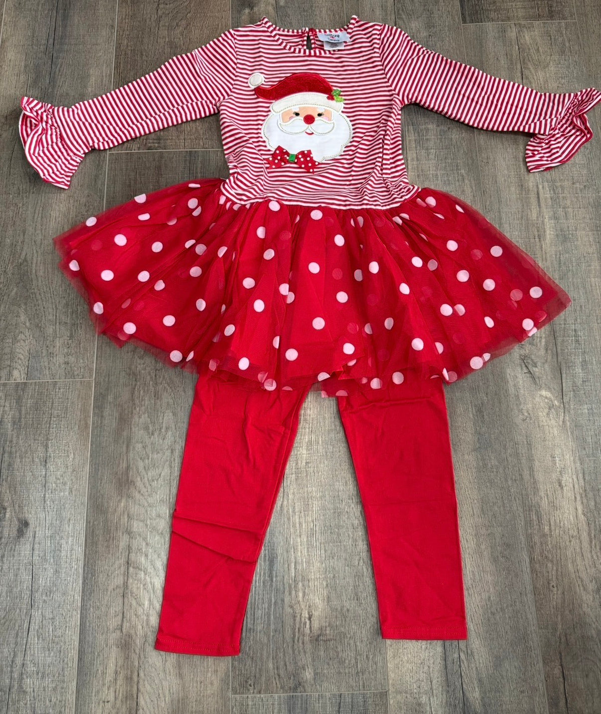 Seller 183- Girls size 6 Christmas outfit