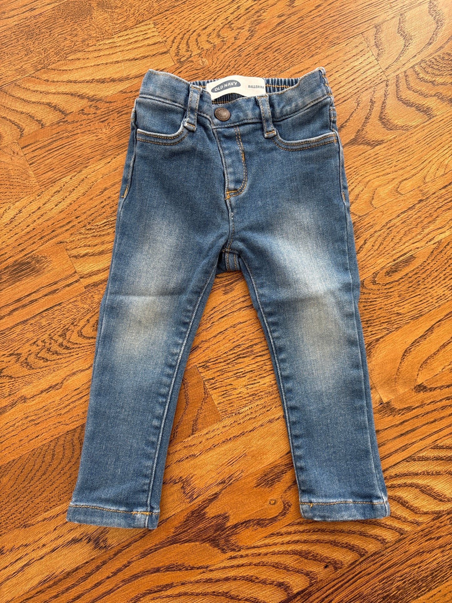 #103 • Girls • 18-24m • Old Navy • Ballerina Skinny Jeans