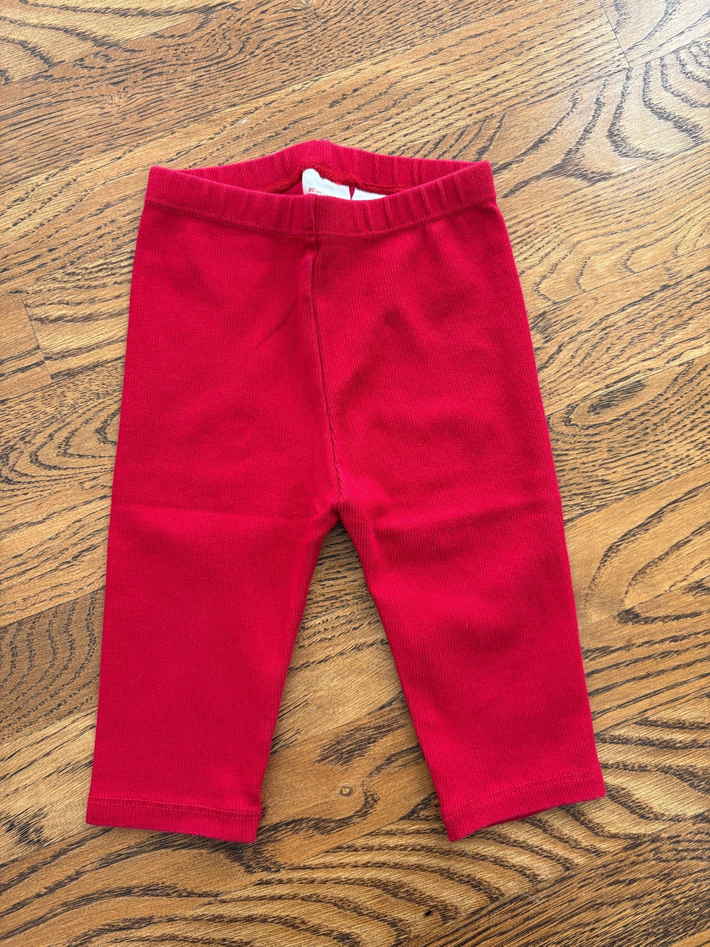 #103 • Girls • 18-24m • Hanna Andersson • Red Ribbed Capri Leggings
