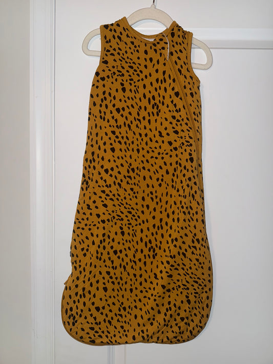 #106: Small 1.0 Tog Kyte Cheetah Bamboo Sleep Sack EUC