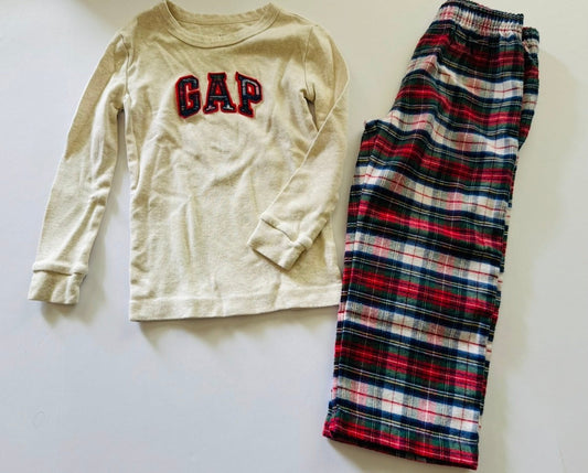 REDUCED #92 Boys 3 t NEW GAP flannel pant and long winter top set