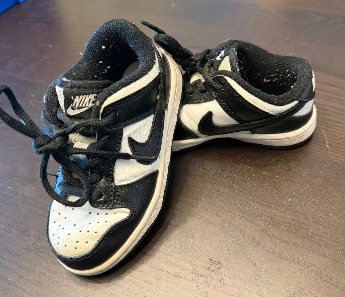 Seller #65 size 9 little kid Nike shoes