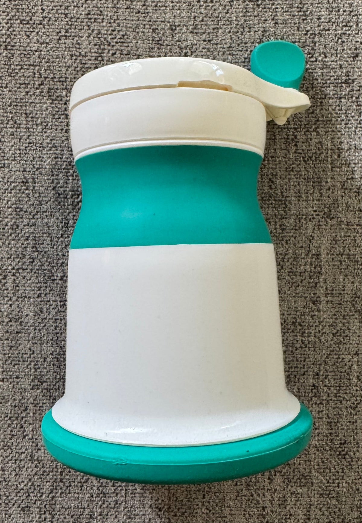 #92 Oxo like new food grinder