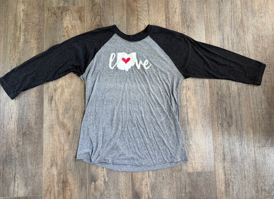 Seller 183- women’s size medium 3/4 sleeve shirt