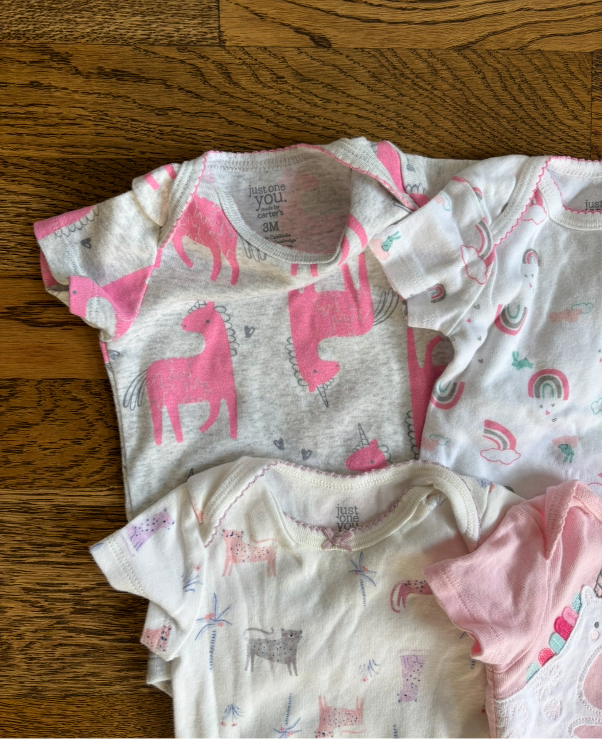Seller #195 - *REDUCED* Bundle of 4 Carter’s Baby Girl Unicorn Themed Short Sleeved Onesies - Size 3 Months