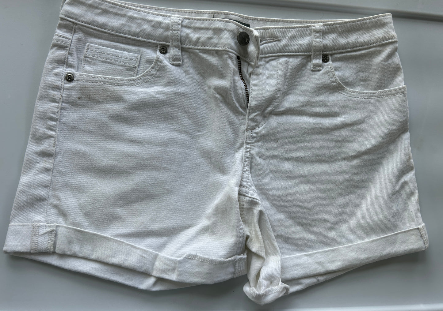 #34 women’s shorts size 4 New York and Co
