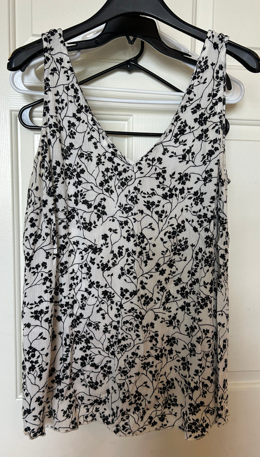 #34 motherhood maternity flowy tank size s