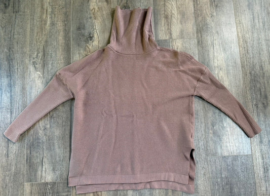 Seller 183- Women’s size medium ribbed sweater