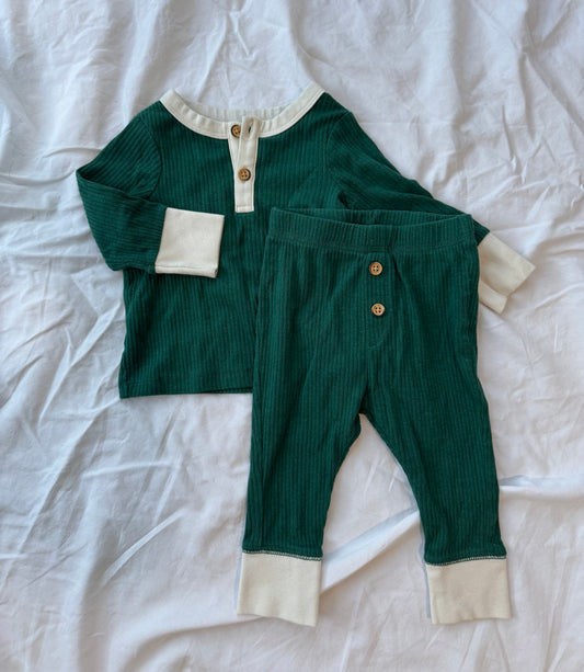 #113 Cat & Jack Gender Neutral 3-6 month outfit