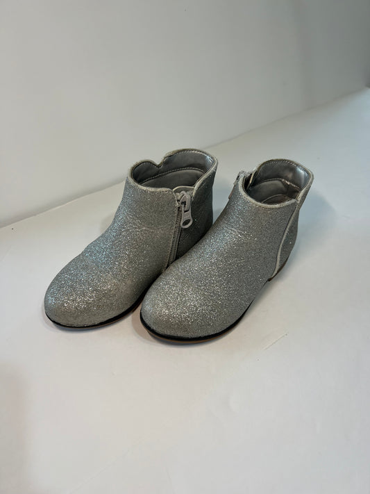 #78 girls size 8c cat and jack silver sparkle boots