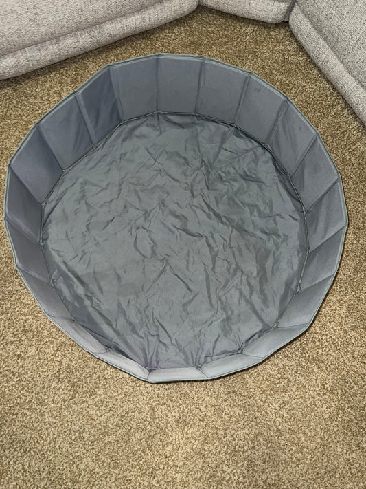 #78 foldable pink ball pit or stuffie storage