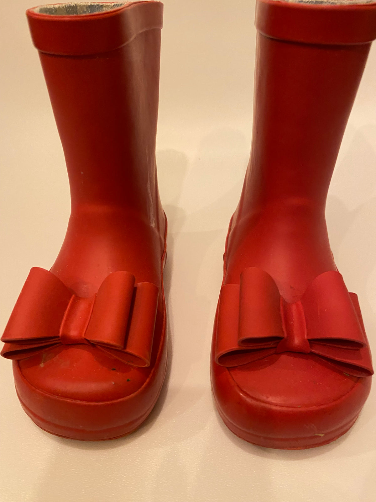 #117, Girls shoes 7c, Whim + Wander red rainboots, VGUC