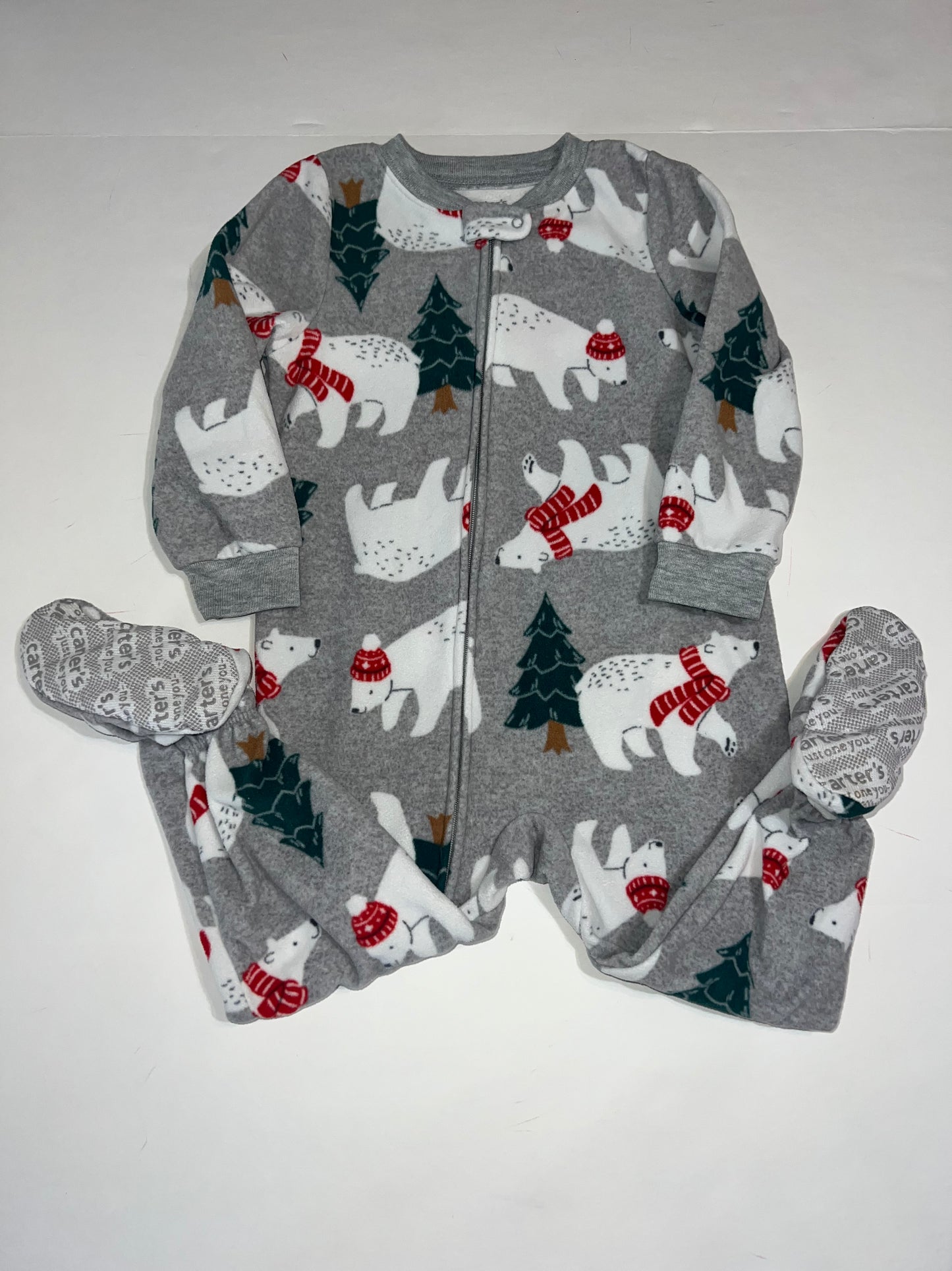 #78 boy or girl 2T carters polar bear christmas sleeper