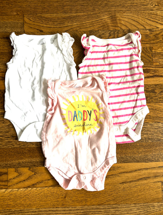 Seller #195 - *REDUCED* Baby Gap Bundle of 3 Girls Bodysuits - Size 0-3 Months