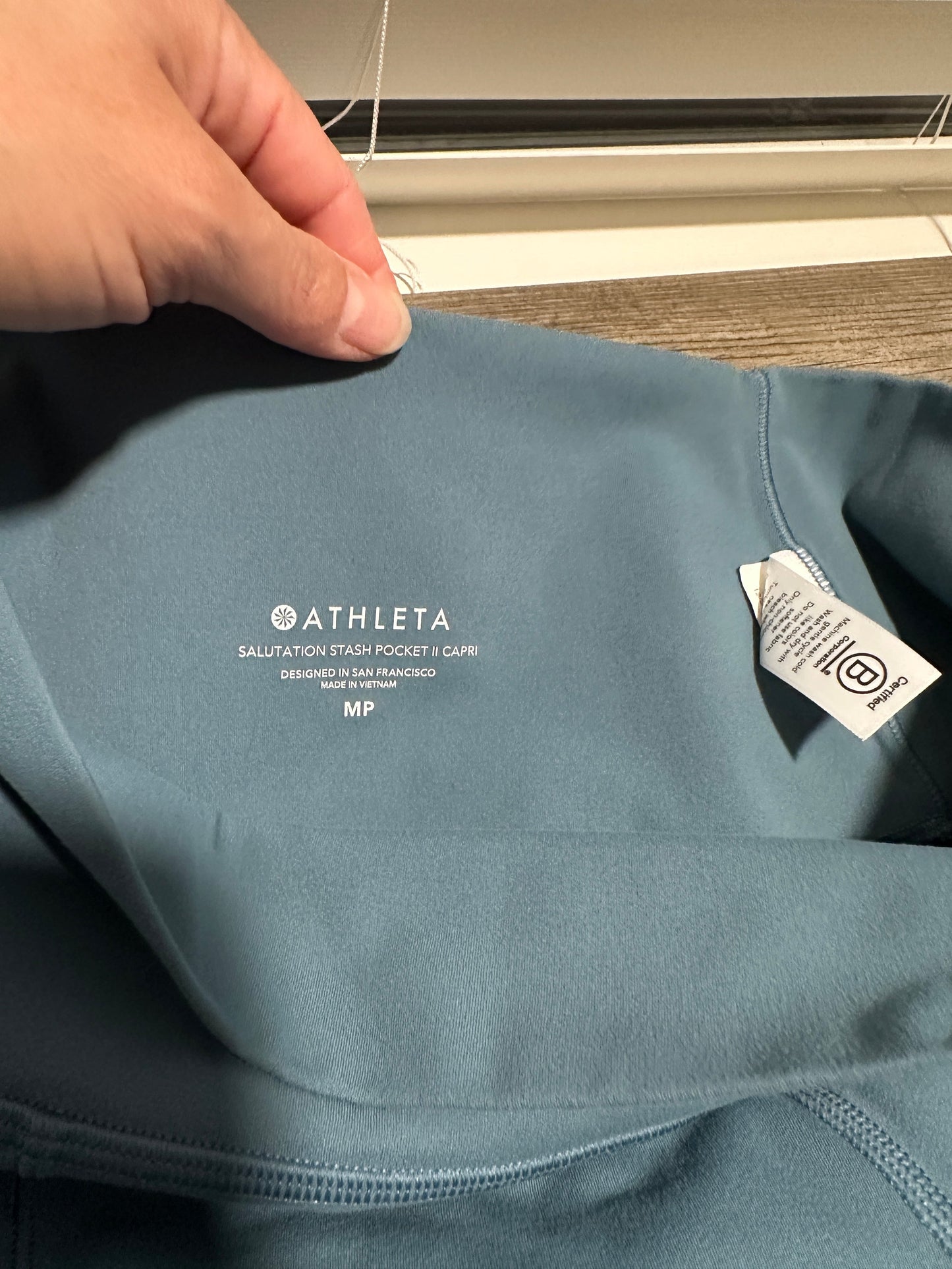 #214 Women's Athleta Blue Yoga Pants- Medium Petite