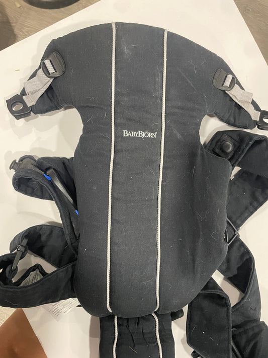 Seller #83 Baby Bjorn Infant Carrier