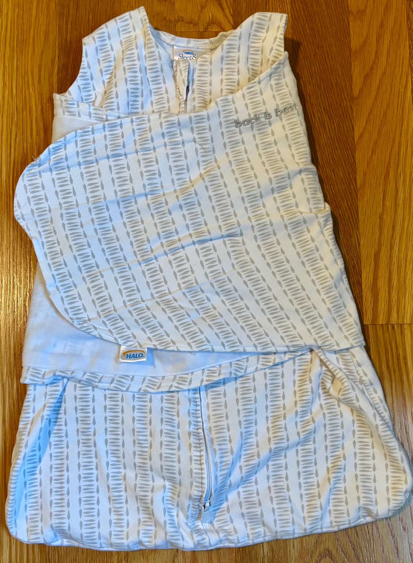 Seller #64 Halo Sleep Sack Swaddle Newborn - set of 2