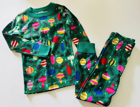 REDUCED #92 girls 4 t NWOT Hanna andersson green holiday pajamas
