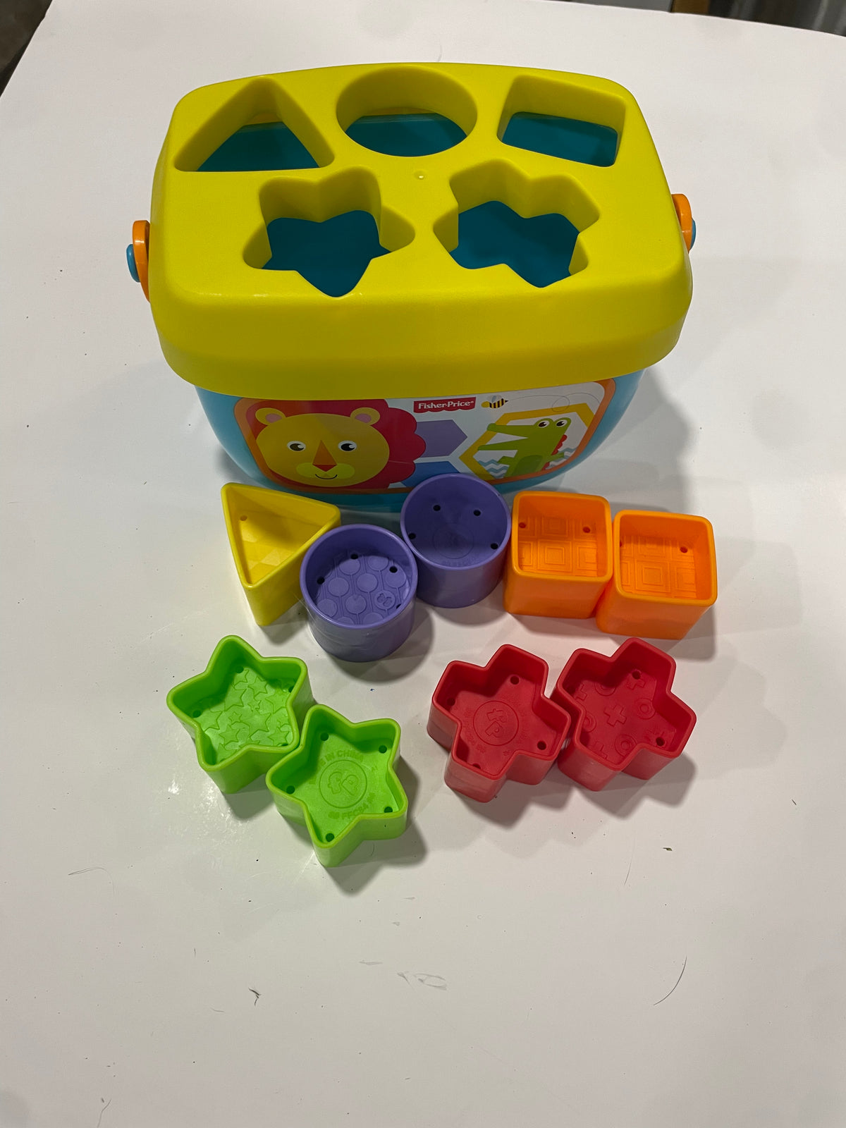 #83 FisherPrice Shape sorter