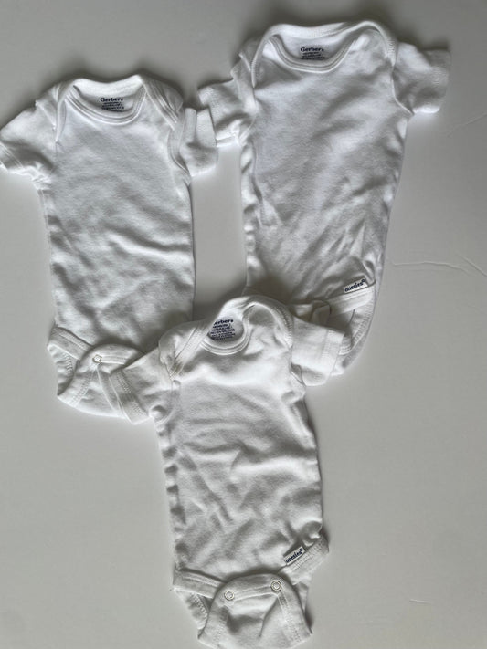 #3 Gerber 3-pack white onesies gender neutral size NB - PRICE REDUCED