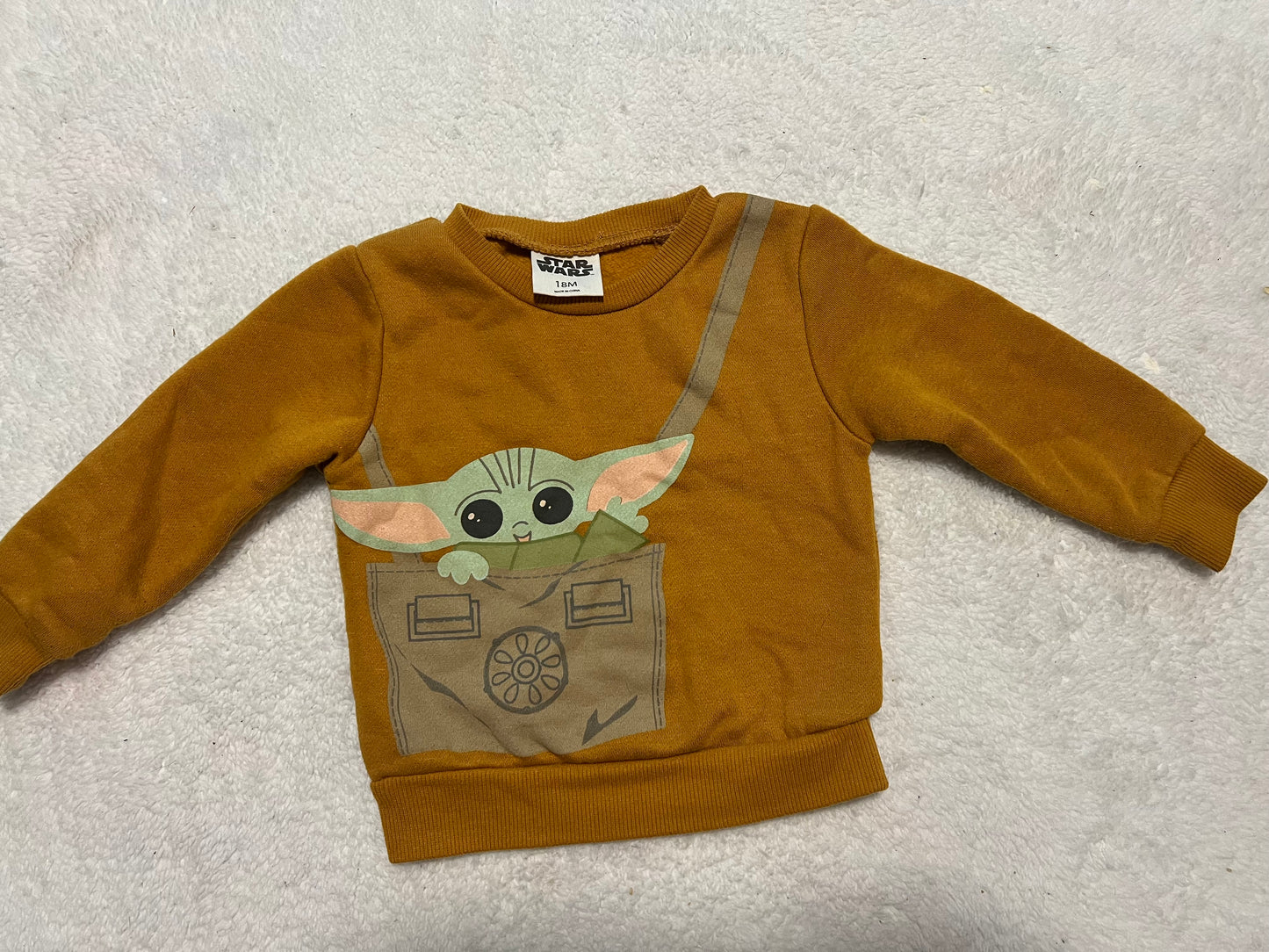 #48 Star Wars Sweatshirt 18 months