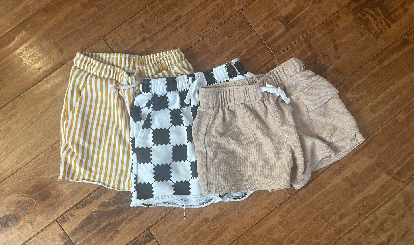 #199 Boys Mini Grayson shorts set of 3 size 5T