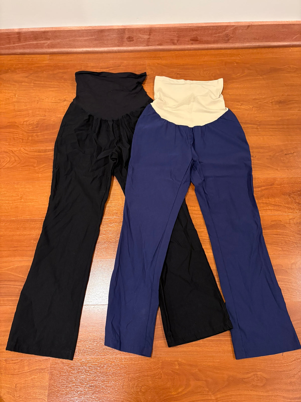 Women's Maternity Size L Motherhood Maternity Black and Navy Work Pants