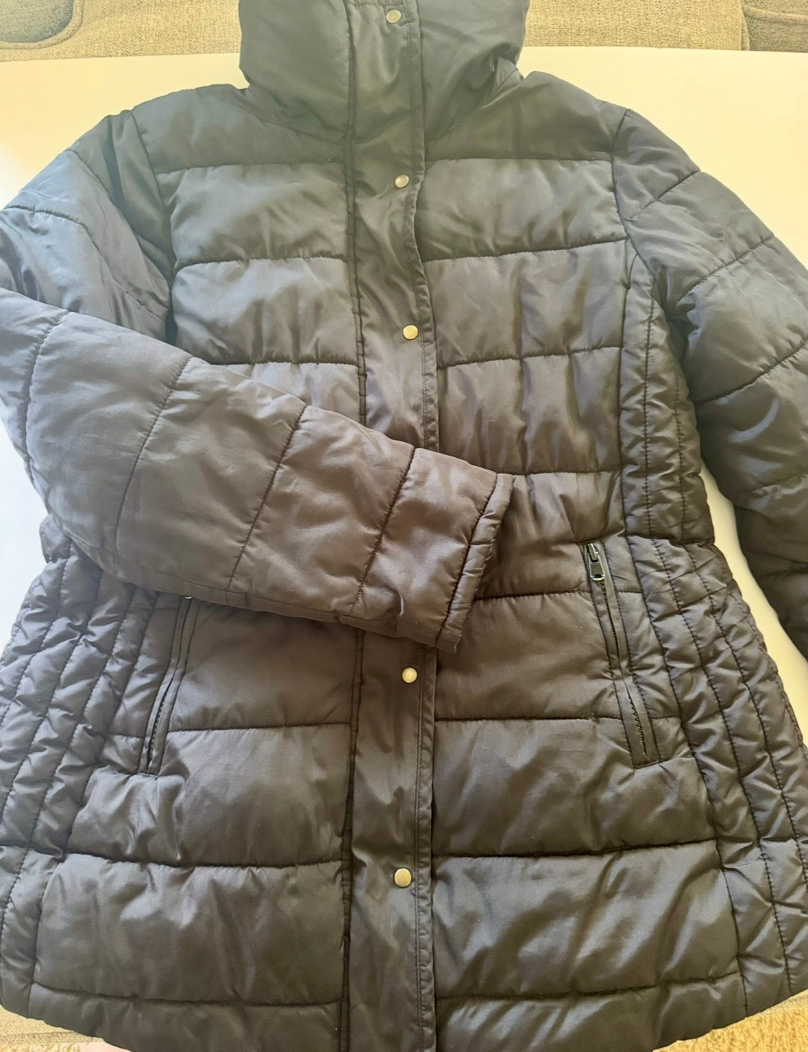 #92 women’s small black maturity coat